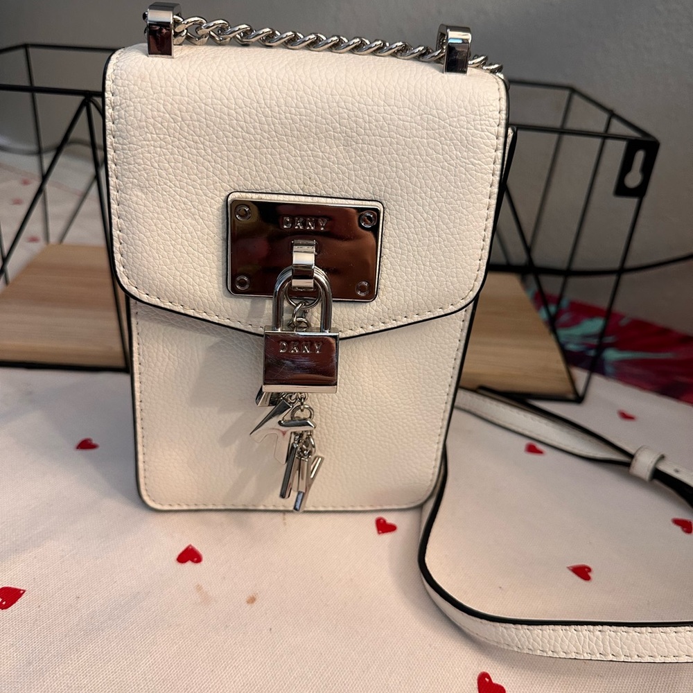 DKNY bag - Picture 4 of 4